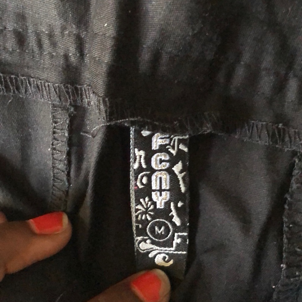 Shorts - Picture 3 of 3